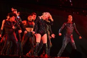 Тейлор Свифт (Taylor Swift) performs during the reputation Stadium Tour at Hard Rock Stadium in Miami, Florida, 18.08.2018 - 100xHQ 9d203f956016024