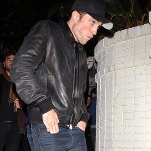 Robert Pattinson leaving Chateau Marmont after the Independent Spirit Awards, LA (03/03/2018)