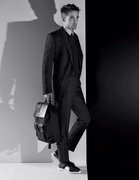 Роберт Паттинсон (Robert Pattinson) Karl Lagerfeld Photoshoot for Dior Homme 2018 (6xHQ) Cfef8c824983573