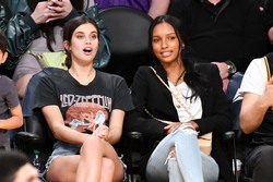 Sara Sampaio and Jasmine Tookes attend a basketball game between the Los Angeles Lakers and the Portland Trail Blaze in Los Angeles, CA (April 9 2019)