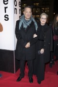 Мэрил Стрип (Meryl Streep) 'The Post' premiere held at Cinema UGC Normandie in Paris, France, 13.01.2018 (33xHQ) Bc0a5c736695653