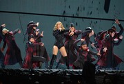 Тейлор Свифт (Taylor Swift) performs during the reputation Stadium Tour at Hard Rock Stadium in Miami, Florida, 18.08.2018 - 100xHQ A34d1b956015014