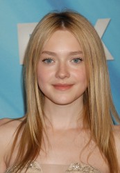 Dakota Fanning - 40th NAACP Image Awards, 02/12/2009