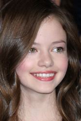 Mackenzie Foy - "The Twilight Saga: Breaking Dawn - Part 2" Los Angeles Premiere, 11/12/2012