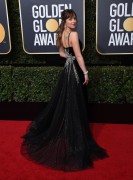 Дакота Джонсон (Dakota Johnson) 75th Annual Golden Globe Awards in Beverly Hills, 07.01.2018 (69xНQ) 48f030741172643