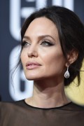 Анджелина Джоли (Angelina Jolie) 75th Annual Golden Globe Awards, California, 07.01.2018 (90xHQ) 7674d0729646563