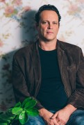 Винс Вон (Vince Vaughn) Portraits by Caitlin Cronenberg at the ET Canada Festival Central during the 42nd Toronto International Film Festival in Toronto, Canada (September 12, 2017) (2xHQ) A8270b758277223