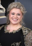 Келли Кларксон (Kelly Clarkson) 60th Annual Grammy Awards, New York, 28.01.2018 (68xHQ) Ea956f741194083