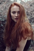 Софи Тернер (Sophie Turner) Nadine Ijewere Photoshoot - 1xHQ Ef2e4d655436193