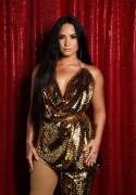Деми Ловато (Demi Lovato) photographed at the 102.7 KIIS FM's Jingle Ball [2017] (12xHQ) C00a12740874263