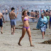http://thumbs2.imagebam.com/1d/21/21/bda01c968162344.jpg