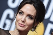 Анджелина Джоли (Angelina Jolie) 75th Annual Golden Globe Awards, California, 07.01.2018 (90xHQ) 609d2e729646233