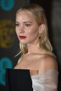 Дженнифер Лоуренс (Jennifer Lawrence) 71st EE British Academy Film Awards at Royal Albert Hall in London, 18.02.2018 - 80xHQ Fe6392880693564