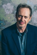 Стив Бушеми (Steve Buscemi) Portraits by Caitlin Cronenberg at the ET Canada Festival Central during the 42nd Toronto International Film Festival in Toronto, Canada (September 12, 2017) (2xHQ) 129ff3758277163