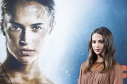 Алисия Викандер (Alicia Vikander) 'Tomb Raider' photocall in Madrid, Spain, 28.02.2018 - 80xНQ 841332781841233