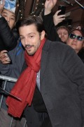Diego Luna - Seen outside the 'Live with Kelly' studios in New York - December 1, 2016