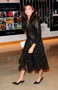 Джина Гершон (Gina Gershon) 'Spielberg' screening during the 55th New York Film Festival at Alice Tully Hall in New York City, 05.10.2017 (11xHQ) 2338d4736673693