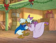 Волшебное Рождество у Микки Запертые снегом в мышином доме / Mickey's Magical Christmas Snowed in at the House of Mouse (2001) 2d8d15682012273