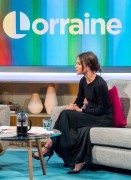 Алисия Викандер (Alicia Vikander) Visits the 'Lorraine' TV show in London, 06.03.2018 - 16xНQ 9f4341836544273