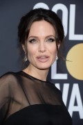 Анджелина Джоли (Angelina Jolie) 75th Annual Golden Globe Awards, California, 07.01.2018 (90xHQ) 119196729646203
