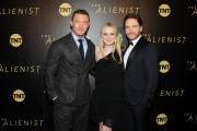 Дакота Фаннинг (Dakota Fanning) 'The Alienist' premiere held at the iPic Cinema in New York City, 16.01.2018 - 67xHQ 009499729660563