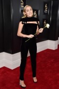 Майли Сайрус (Miley Cyrus) 60th Annual Grammy Awards, New York, 28.01.2018 (90xHQ) 072dcb736624273