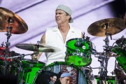 Red Hot Chili Peppers - Perfoms on stage at T in The Park Festival in Strathallan Castle, Scotland, 10.07.2016 (34xHQ) E18cc3640848273