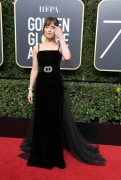Дакота Джонсон (Dakota Johnson) 75th Annual Golden Globe Awards in Beverly Hills, 07.01.2018 (69xНQ) 27da74741173283