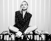 Марго Робби (Margot Robbie) Taylor Ballantyne Photoshoot for Sports Illustrated (28.11.2017, New York City) (23xHQ) 1f9332707532173