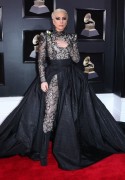 Лэди Гага (Lady Gaga) 60th Annual Grammy Awards, New York, 28.01.2018 (59xНQ) E47faa741147673