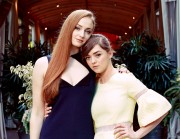 Софи Тернер, Мэйси Уильямс (Sophie Turner, Maisie Williams) The New York Times Photoshoot, 2015 (9xHQ) 3ed9b8655436513