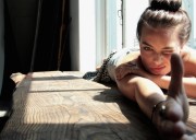 Марго Робби (Margot Robbie) Gemma Pranita Photoshoot for sass - 12xНQ E87cd8740893123