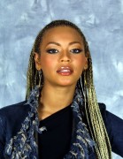 Бейонсе (Beyonce) Total Video Studio, Jeffrey Mayer Photoshoot 2001 (5xHQ) 2441d3749862403