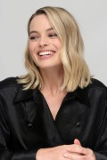 Марго Робби (Margot Robbie) ''I, Tonya'' Press Conference (November 20, 2017) 47d456707610933