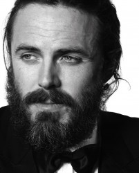 Кейси Аффлек (Casey Affleck) Black & White Portraits At The Golden Globes 2017 - 1xHQ A9b89f736557663