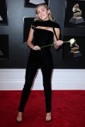 Майли Сайрус (Miley Cyrus) 60th Annual Grammy Awards, New York, 28.01.2018 (90xHQ) 9862ef736626673