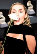 Майли Сайрус (Miley Cyrus) 60th Annual Grammy Awards, New York, 28.01.2018 (90xHQ) 0b8789736623663