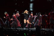 Тейлор Свифт (Taylor Swift) performs during the reputation Stadium Tour at Hard Rock Stadium in Miami, Florida, 18.08.2018 - 100xHQ B4325b956015054