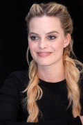 Марго Робби (Margot Robbie) 'Suicide Squad' Press Conference (Moynihan Station in New York City, 30.07.2016) 6dbf9d715216623