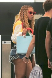 Beyonce - and Jay Z arrived in Barcelona, Spain, ahead of one concert before heading to France - July 11, 2018