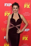 Пенелопа Крус (Penélope Cruz) 'The Assassination Of Gianni Versace_ American Crime Story' premiere in Hollywood, 08.01.2018 (84xHQ) 1a35bb736644373