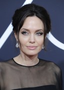 Анджелина Джоли (Angelina Jolie) 75th Annual Golden Globe Awards, California, 07.01.2018 (90xHQ) 51f110729645513