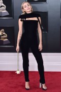 Майли Сайрус (Miley Cyrus) 60th Annual Grammy Awards, New York, 28.01.2018 (90xHQ) B77e2b736626223