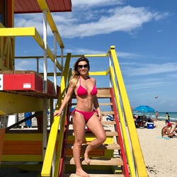 Jessica Mellet F5c4081214843584