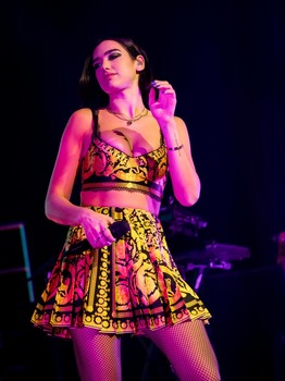 imagebam.com