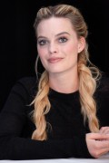 Марго Робби (Margot Robbie) 'Suicide Squad' Press Conference (Moynihan Station in New York City, 30.07.2016) D91152715216713