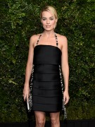 Марго Робби (Margot Robbie) Chanel and Charles Finch Pre-Oscar dinner in Los Angeles, 03.03.2018 - 74xHQ 70a62a807409683