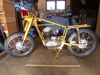 Restauration MONDIAL 125cc Champion Lusso. - Page 2 2d4961838508533