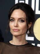 Анджелина Джоли (Angelina Jolie) 75th Annual Golden Globe Awards, California, 07.01.2018 (90xHQ) Aafd50729645233