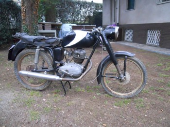 Restauration MONDIAL 125cc Champion Lusso. E2e06a660887553